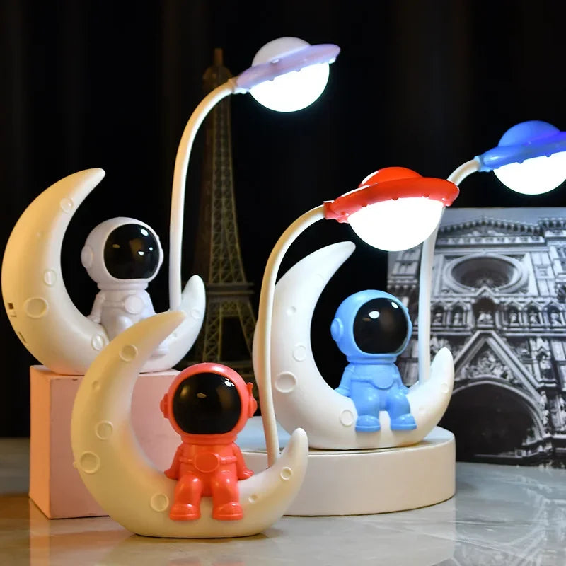 Moon Astronaut LED Night Light – Cute Desk Lamp for Bedroom, Kids Room & Home Decor