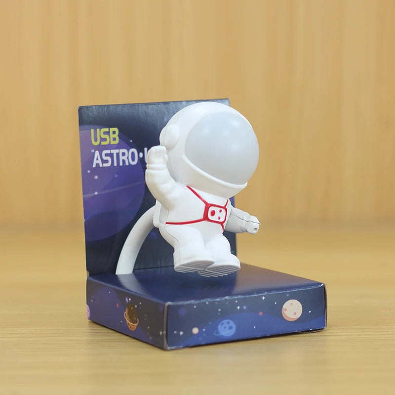 Astronaut USB Night Light – Voice Control LED Desk Lamp for Bedroom, Reading & Gifts