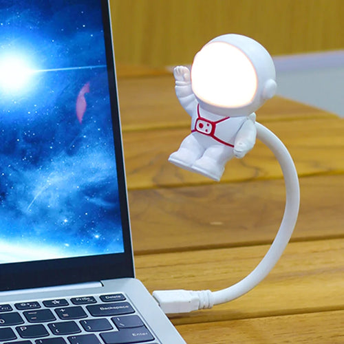 Astronaut USB Night Light – Voice Control LED Desk Lamp for Bedroom, Reading & Gifts