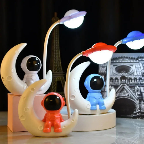 Moon Astronaut LED Night Light – Cute Desk Lamp for Bedroom, Kids Room & Home Decor